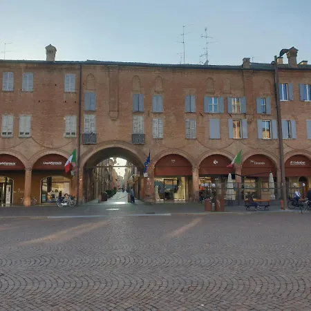 Incantevole: * Carpi